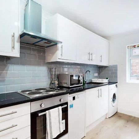 Modern Split Level 1 Bedroom Flat In Aldgate Londres Exterior foto